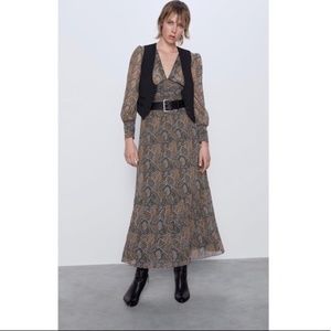 Brand new Zara Maxi Dress XS